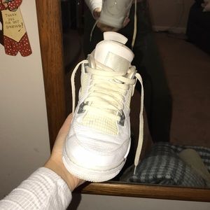 Jordan Retro 4 Pure Money